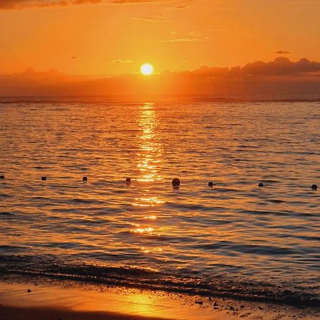 Sunsetview Beach Apartment Flic-en-Flacq Buitenkant foto