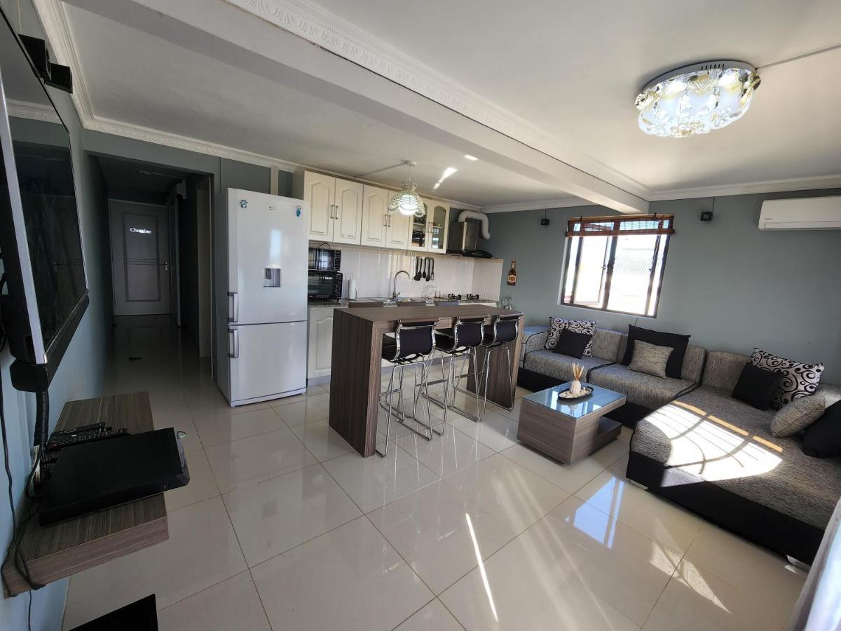 Sunsetview Beach Apartment Flic-en-Flacq Buitenkant foto